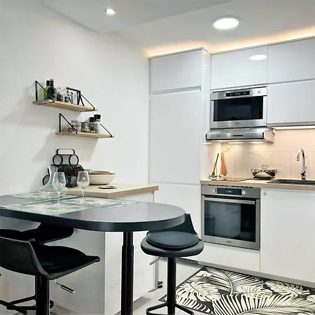 Moderne 3 Pièces, 5 Couchages, - Fr-1-251-880 Appartement Bormes-les-Mimosas