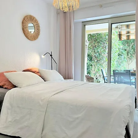Moderne 3 Pièces, 5 Couchages, - Fr-1-251-880 * Bormes-les-Mimosas